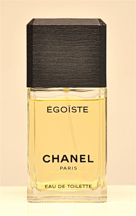 egoiste fragrantica chanel|Chanel egoiste sample.